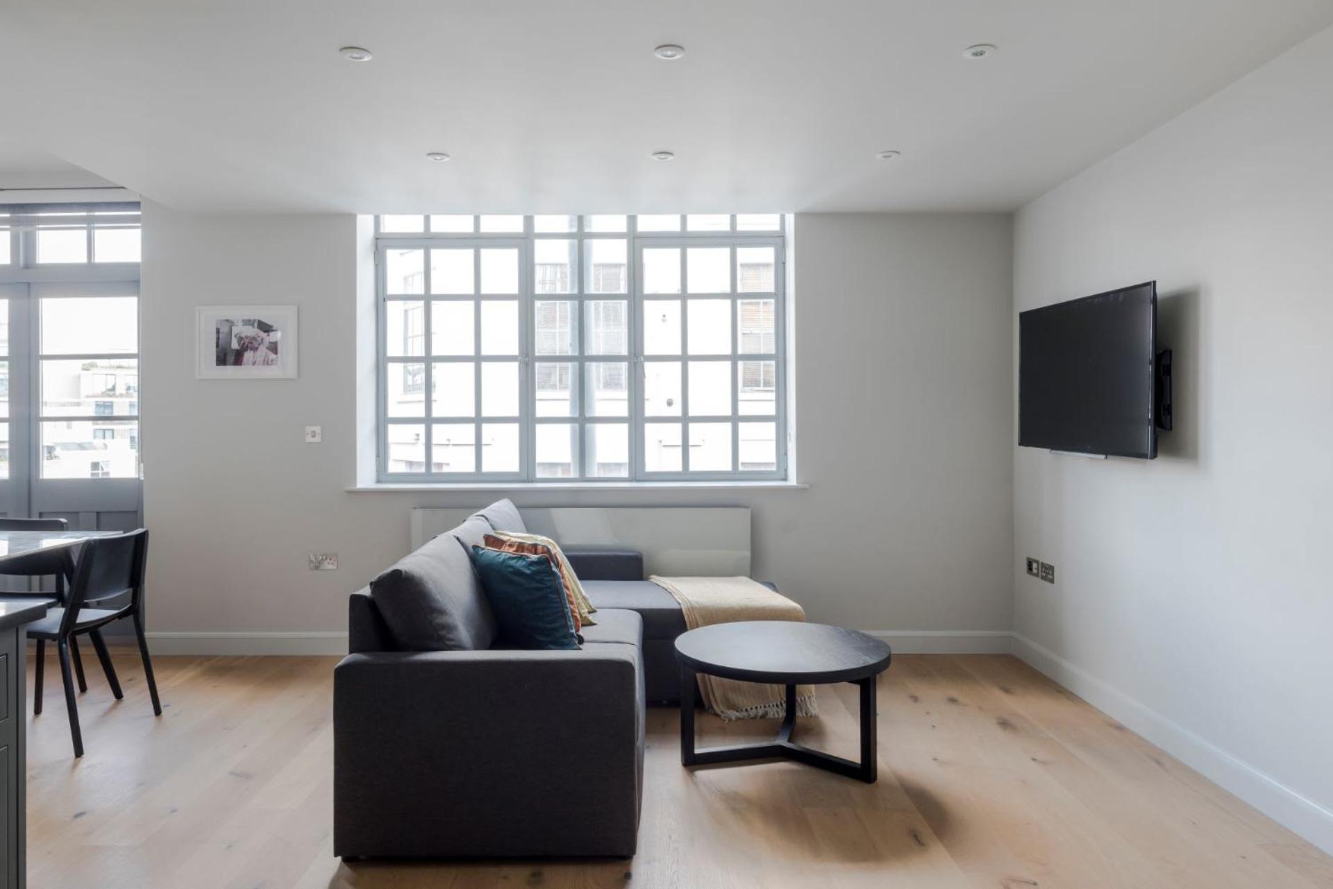 London'S Calling - Farringdon - By Frankie Says Exteriér fotografie